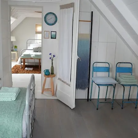 Logeren Bij Saar Bed & Breakfast *