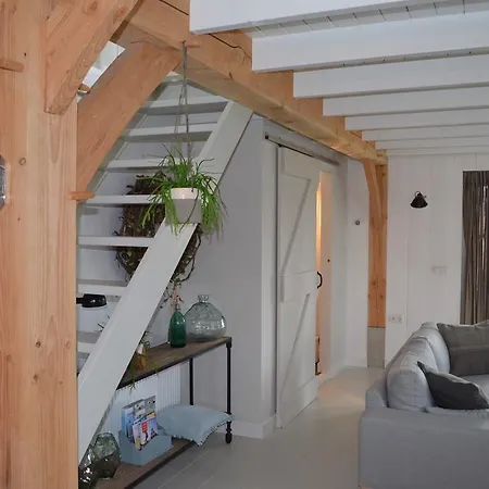 Bed & Breakfast Logeren Bij Saar Wijdenes