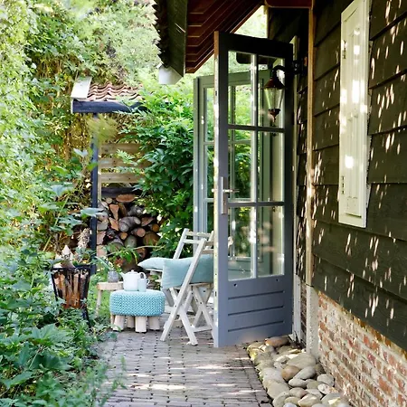 Logeren Bij Saar Bed & Breakfast *